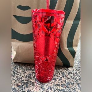 Starbucks holiday 2023 cup. Red Prism